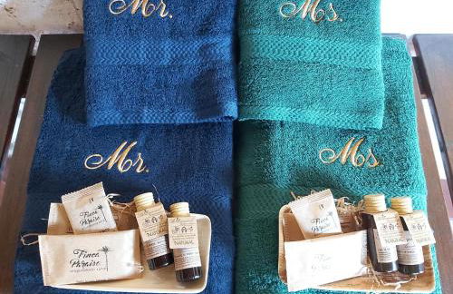 Remarkable 4-Bed Villa - Foto 10