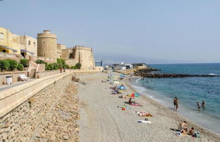 Apartamentos Deluxe Roquetas de Mar con Golf y Piscina Climatizada, Parking privado - Foto 8