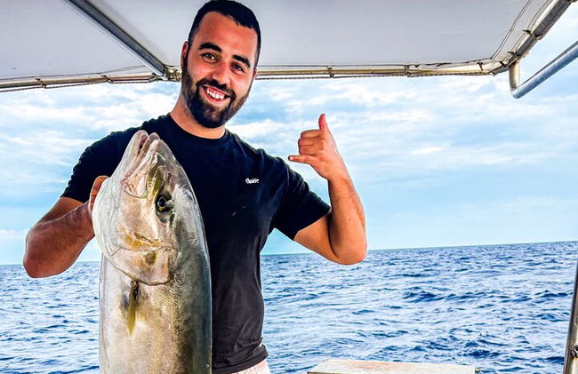 Capitán Manolis Pesca con barbacoa en el barco - Foto 1
