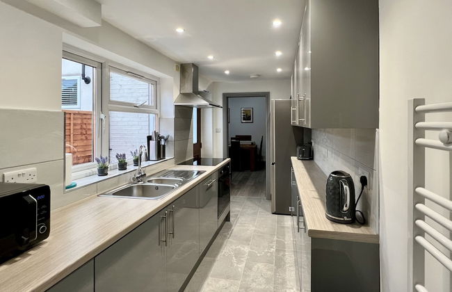 St Michael House - Photo 16