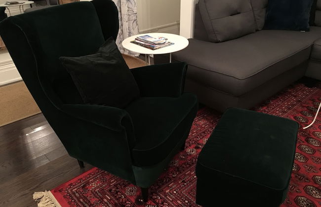 Beautiful 4BR Downtown House, Sleeps 10 - Photo 22