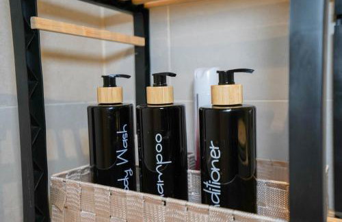 Moschato modern cozy apartment with private yard - Foto 17