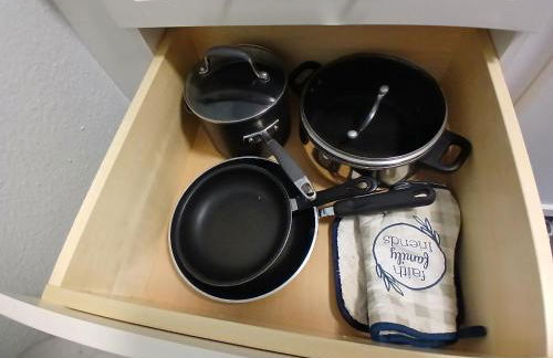 Starfish - Spacious By River 1.3 Mi to Beach 1 Bd 1 Bth Kit - Photo 21