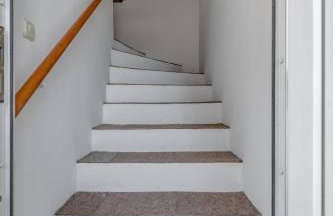 Spacious Rustic 2BR with Terrace & Parking - Foto 33