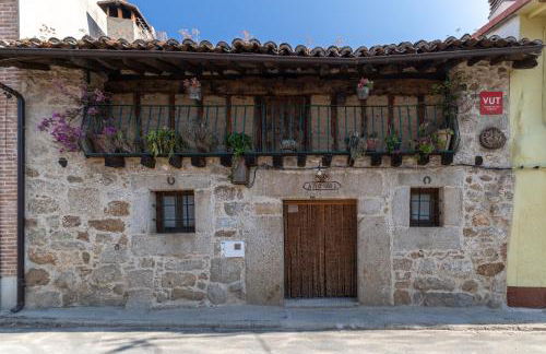 Tu Casa De Pueblo - Photo 4