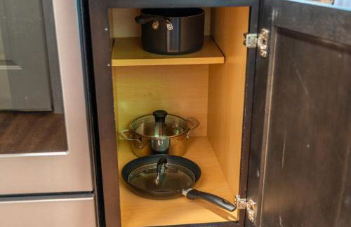 Mountain Bungalow-Walk to Downtown/Biker's Dream! - Foto 24