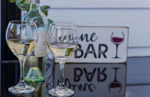 A Cabin in the City with a 5 Star Lush Backyard - Foto 75