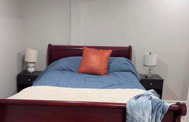 Large Five Bedroom house with outdoor patio with Jacuzzi and television! - Foto 7