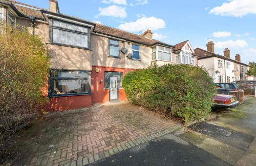 Acton 4BR House I Contractors I Families I Parking - Foto 31