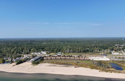 Carpe Diem 365 - Very Cute Lakefront Condo! - Foto 1