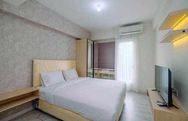 Comfy And Stylish Studio Podomoro Golf View Apartment By Travelio - Photo 1