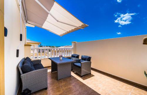 Exclusive Penthouse - Big Balcony & Private Garden - Foto 3