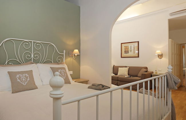 Madonna de’ Monti Suites - Photo 21