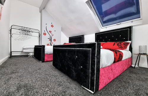 *11BR* Setup for your most amazing relaxed stay + Free Parking + Free Fast WiFi * - Foto 38