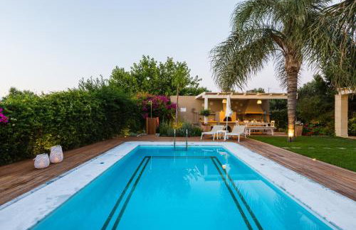 Aria Villas - Private Pool, Playground, Ping Pong & Close to Beach, By ThinkVilla - Foto 24