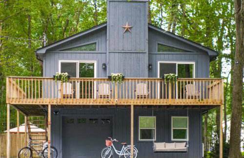 Private Hot Tub Tree-Lined Poconos Home! - Foto 39