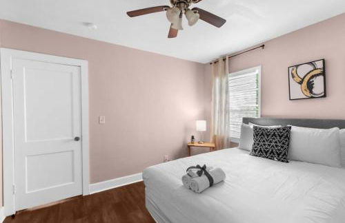 10 Mins to Legion Field Stadium- Blushing Bungalow - Foto 3