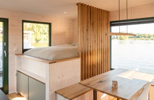 Tiny Hausboot Schwarzwald Maidle mit Dachterrasse und Kamin - Foto 11