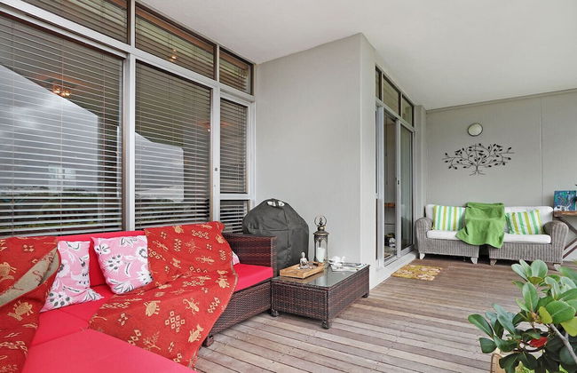 Dolphin Beach E5 - Photo 8