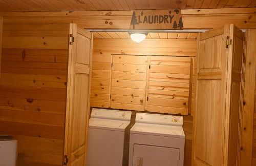 Crabapple-Secluded cabin with pond creek access, hot tube, fire pit in Blue Ridge - Photo 31