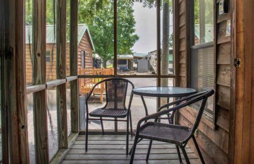 Homey Cabin in Bloomington with Views - Foto 22