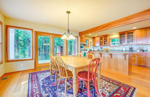 Hood Canal Home with Stunning Views and Private Beach - Foto 7