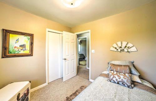 Bloomington Family Home - Private Deck and Yard - Foto 22