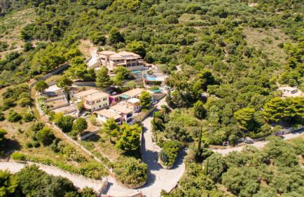 Villas Cavo Marathia - Photo 12