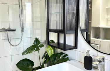 Spacious & Bright Family Escape - Photo 12