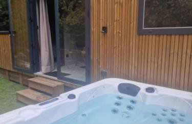Cabane des Catalpas, jacuzzi privatif en pleine nature - Foto 9