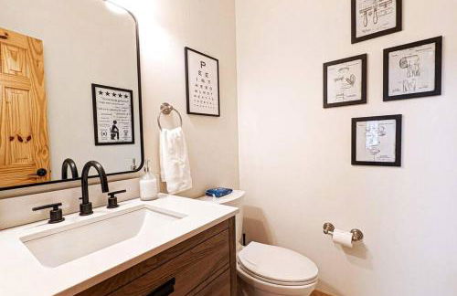 Bel Air of Big Bear - Fun & Tech & Massive Cabin - Foto 8