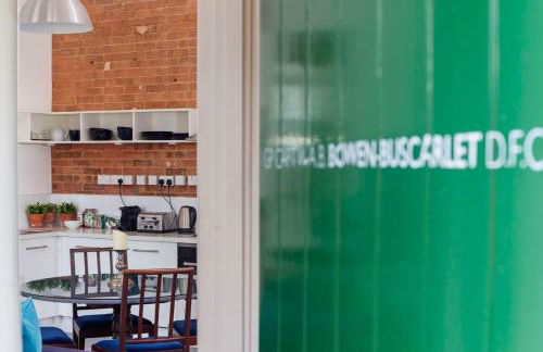 Bowen-Buscarlet (Large Suite) at Bicester Heritage - Foto 3