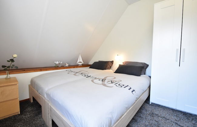 Cozy Holiday Home in Zonnemaire Near Lakebeach - Photo 11