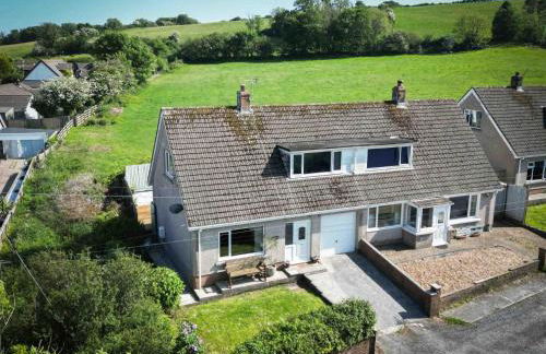 Larkfield - 3 Bedroom Holiday Home - Penally - Photo 9