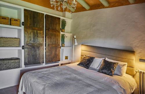 Sitges Hill Retreats-Masia Nur 22 bedrooms divided over 9 houses for max 44 guests - Foto 54