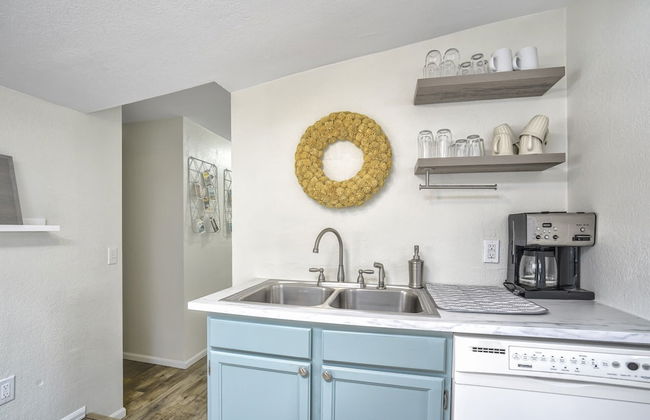 3bd1 Mile to Garden of the Godstraveler's Home - Photo 13