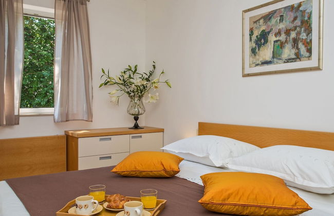 Spacious and Modern 1st Floor Apartment With Private Garage, Wi-fi - Foto 6