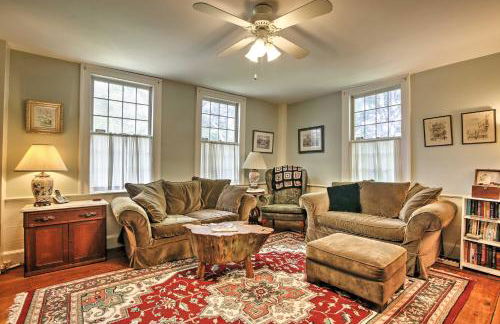 Historic Huntington Home - Walk to Westfield River - Foto 8