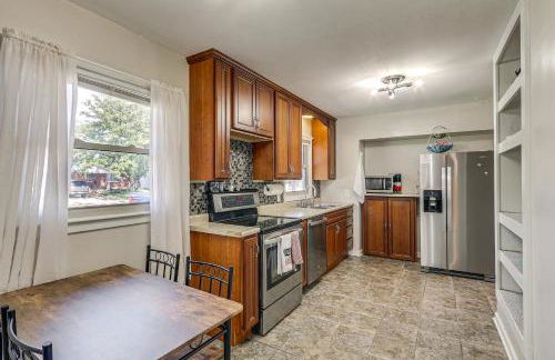 2 Mi to Zoo, Fenced Yard Family Home in Wichita! - Photo 6