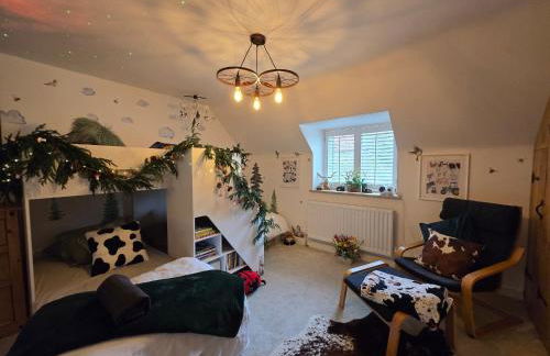 Rural cottage! Wood-fired hot tub Bliss awaits - Photo 25