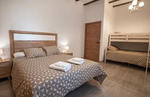 Casa Señorial La Iglesia en Gerena Sevilla Parking y Piscina - Foto 22