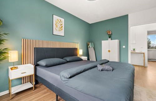 Smart Home - Near Essen, Oberhausen, Bottrop - Perfect for 6 Guests! Balcony - Netflix - Smart TV - Foto 1