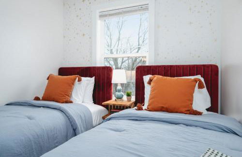 NEW Ivy House 3BR Townhome Downtown Beaches Wineries - Foto 26