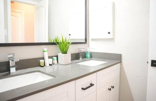 Helotes Serenity-Luxury 3bed/2.5 bath 2300 sq foot - Foto 37