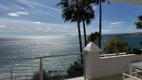 Estepona Beach Front Apartment with Stunning Sea Views - Foto 3