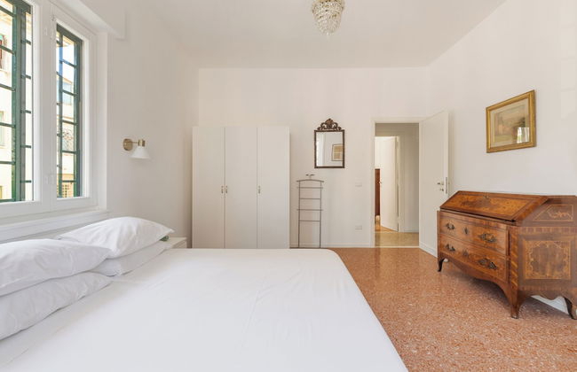 Bright And Spacious Family Apartment In Parioli - Foto 4