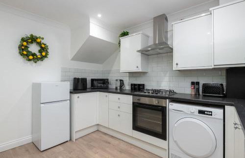 Modern 3BR Home - Designated Parking - Groups - Foto 19