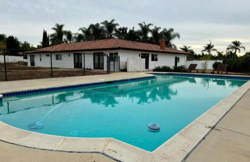 Bella Vista Spacious 5-bed home with stunning mountain views and pool - Foto 3