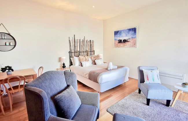 Phoenix Apartments - Photo 4