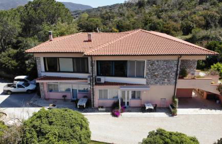 Appartamenti Serenity - 2 posti auto - in villa e in centro - Foto 39